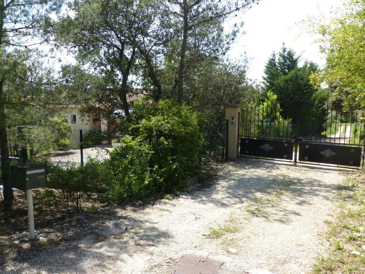 Villa Les Anges LʼIsle-sur-la-Sorgue Exterior foto